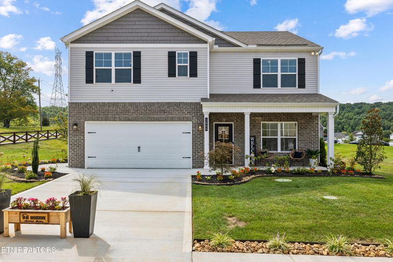 1664 Cabernet Ln, Knoxville, TN 37918