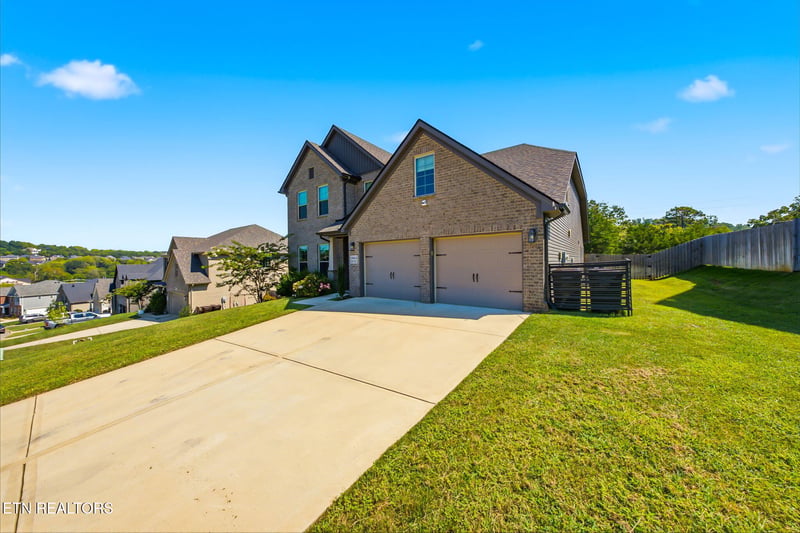 1664 Hickory Reserve Rd, Knoxville, TN 37932