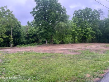 1665 Roane State Hwy, Harriman, TN 37748