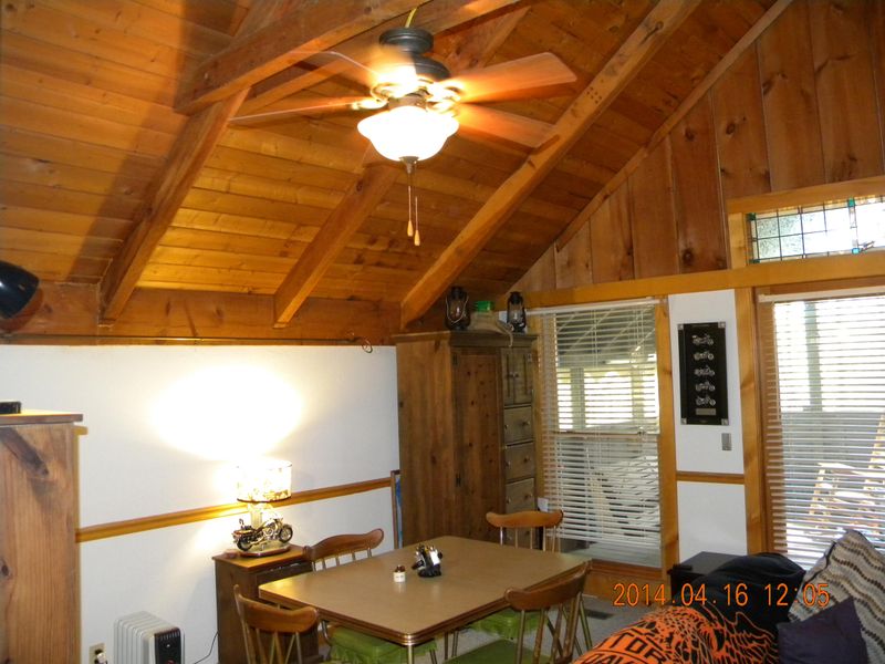 1667 S Mountain View Rd, Sevierville, TN 37876