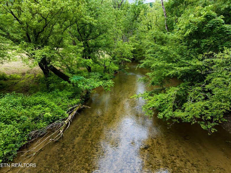 1668 Misty Mountain Way, Sevierville, TN 37876
