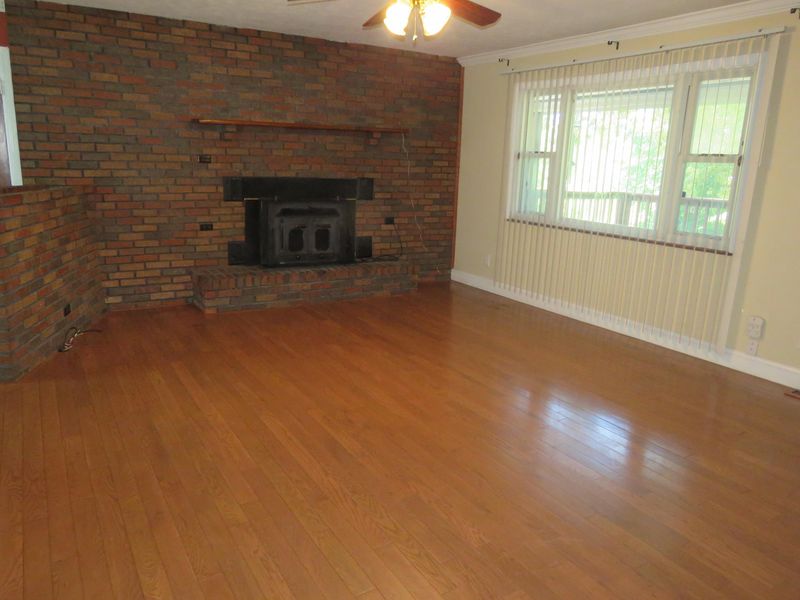 167 Blair Rd, Harriman, TN 37748