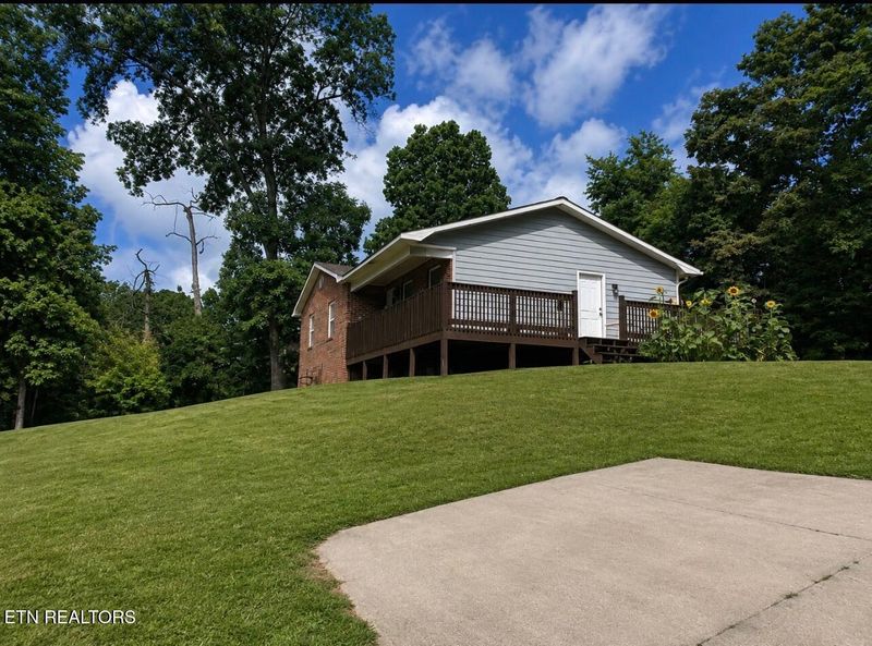 167 Booker Rd, Maynardville, TN 37807