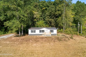 167 Marina Ln, Lafollette, TN 37766