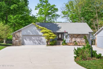 167 Markham Ln, Crossville, TN 38558