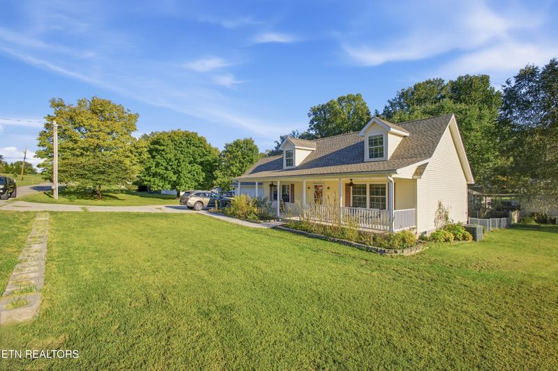 167 Meadowlark Dr, Harriman, TN 37748