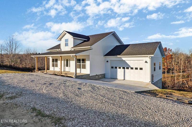167 Pine Creek Rd, Oneida, TN 37841