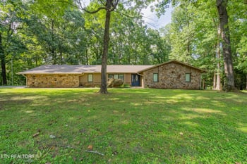 167 Rendezvous Rd, Rockwood, TN 37854