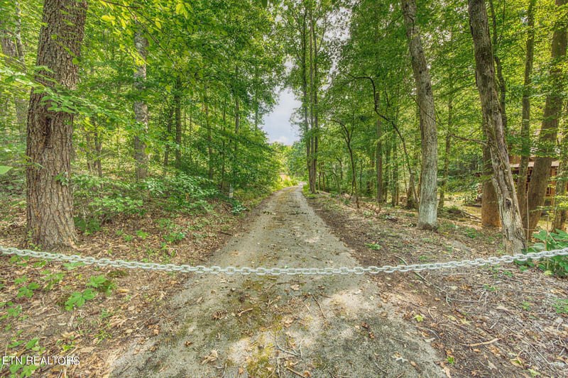 1670 Jobey Green Hollow Rd, Sevierville, TN 37876