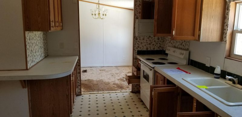1675 Stevens Ln, Lenoir City, TN 37771