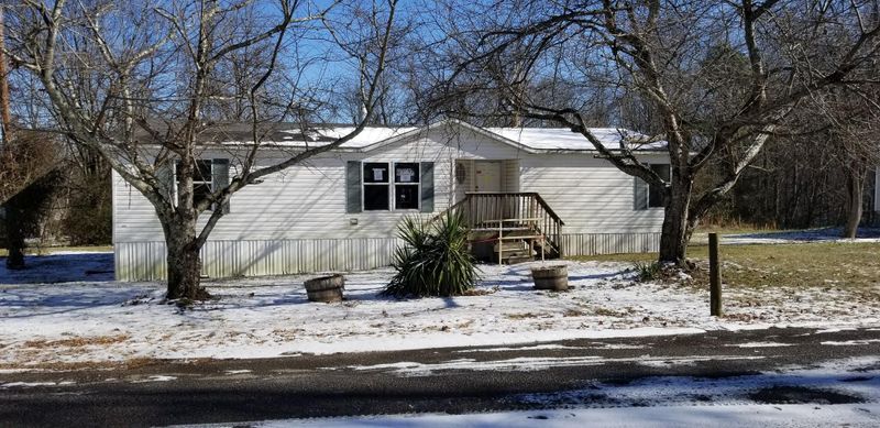 1675 Stevens Ln, Lenoir City, TN 37771