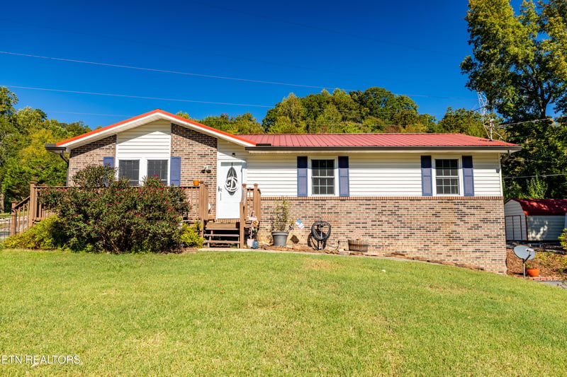 168 Batley Loop Rd, Clinton, TN 37716