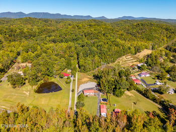 168 Batley Loop Rd, Clinton, TN 37716