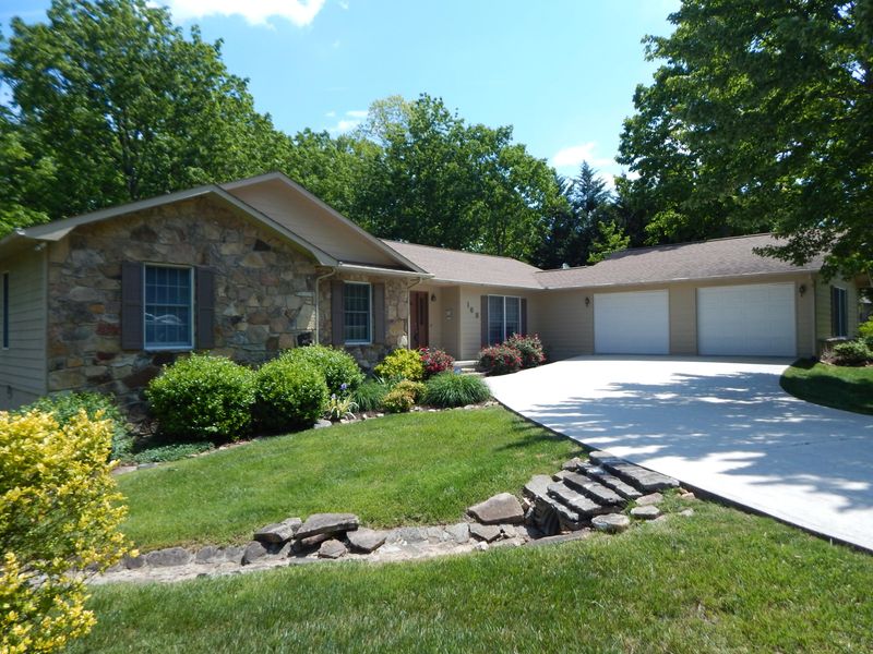 168 Havenridge Cir, Crossville, TN 38558