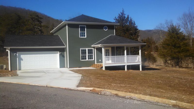168 Judge Asbury Rd, Jacksboro, TN 37757