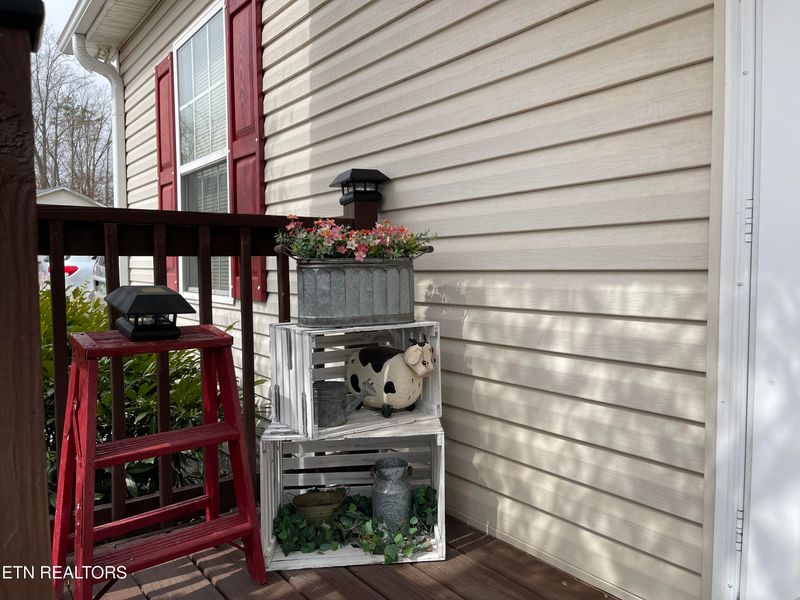 168 Volunteer Ln, Clinton, TN 37716