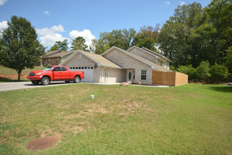 1681 Turtle Dove Tr, Sevierville, TN 37862