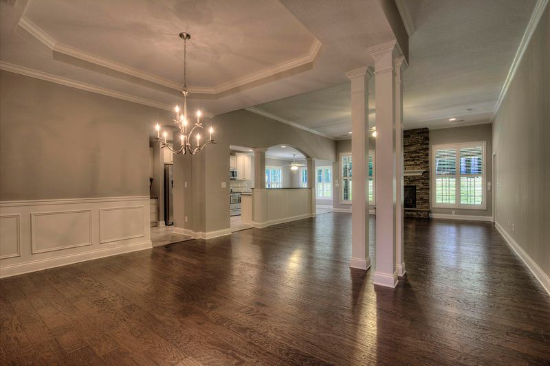 1689 Granada Dr, Lenoir City, TN 37772
