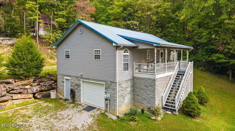 169 Bibee Ln, Caryville, TN 37714