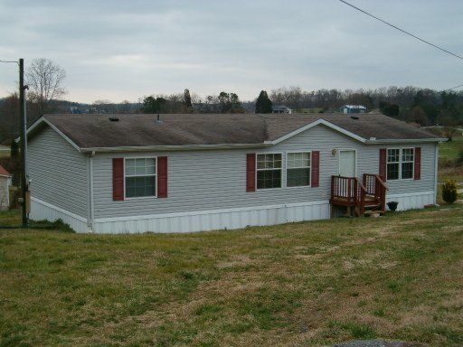 169 Cook Dr, Loudon, TN 37774