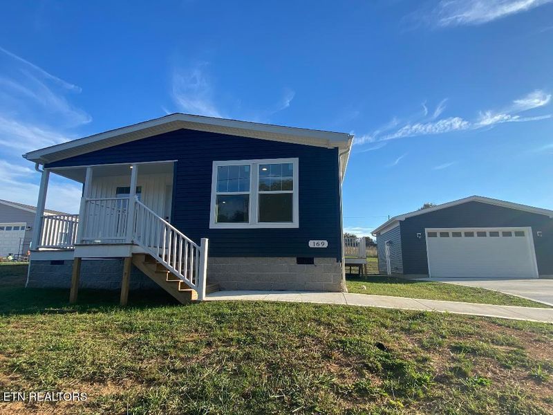 169 Dode St, Sweetwater, TN 37874