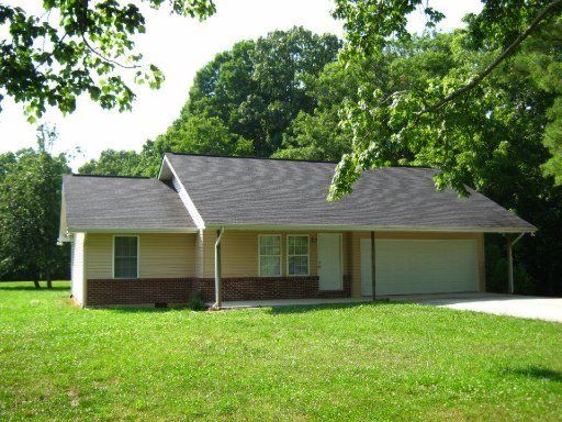 169 Neverfail Rd, Sparta, TN 38583