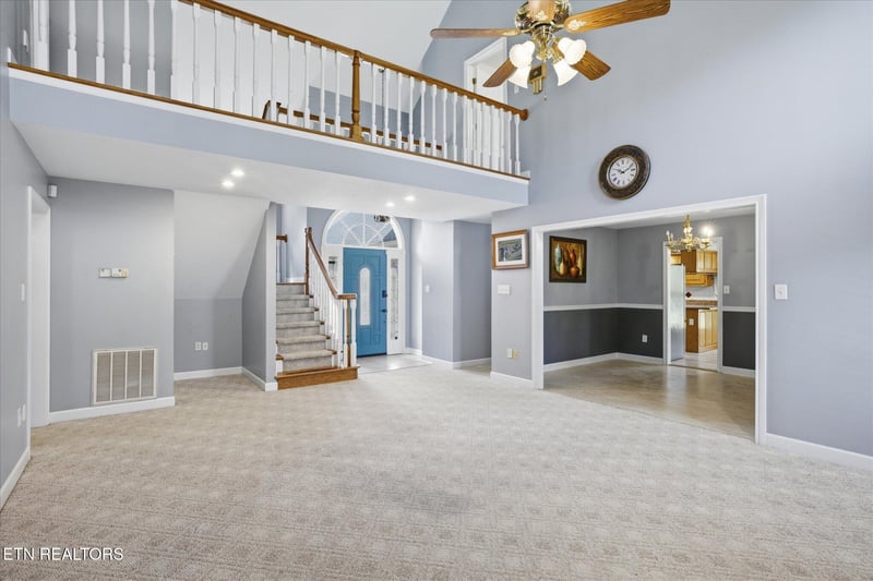 169 Perkins Ln, Jacksboro, TN 37757