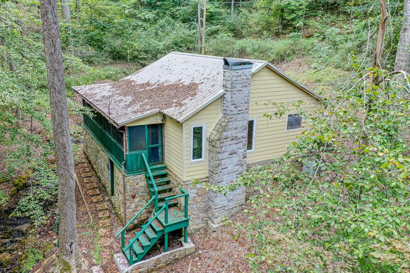 169 Summers Rd, Maynardville, TN 37807
