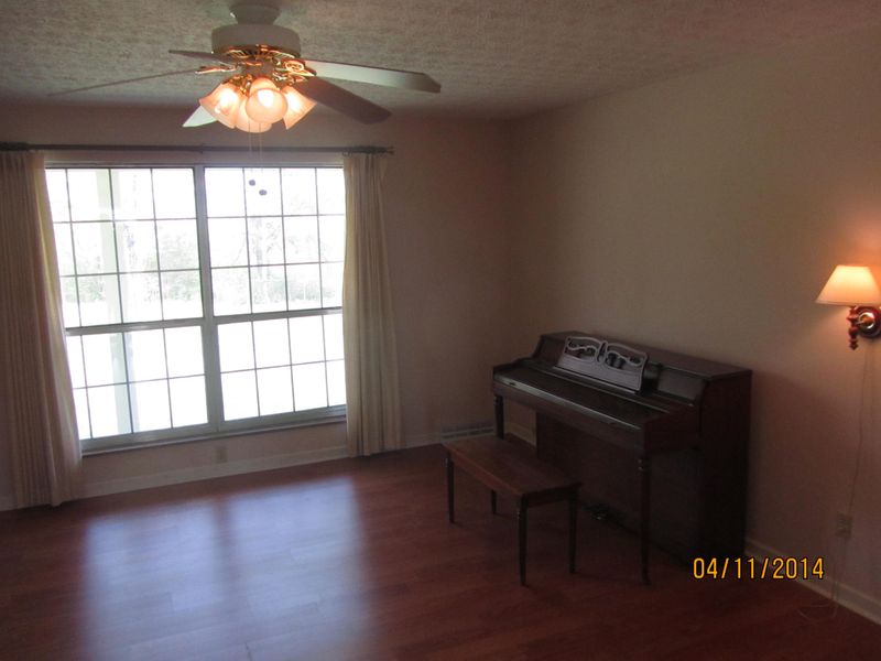 169 Tango Dr, Madisonville, TN 37354