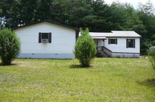 169 Taylor Rd, Crossville, TN 38572