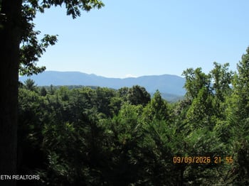 1695 Cane Creek Mountain Rd, Tellico Plains, TN 37385