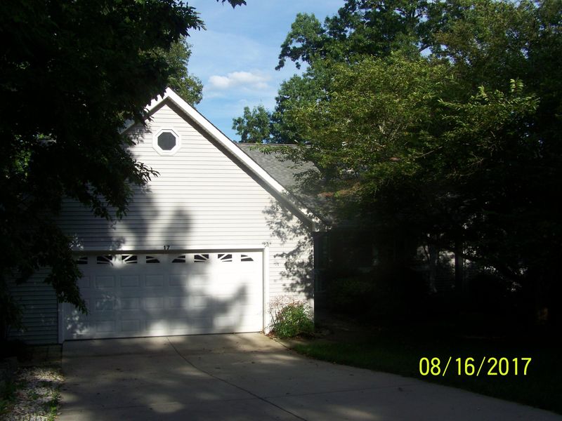 17 Brambleton Ct, Crossville, TN 38558