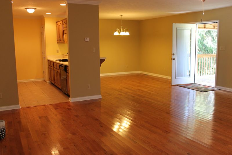 17 Breakers Ct, Clinton, TN 37716