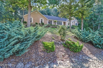 17 Milnor Ter, Crossville, TN 38558