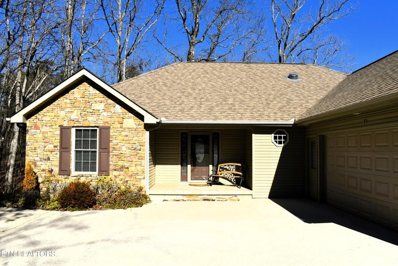 17 Norwich Ter, Fairfield Glade, TN 38558