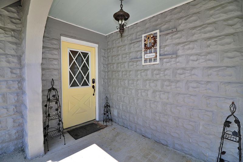 170 Burchfield Ave, Oneida, TN 37841