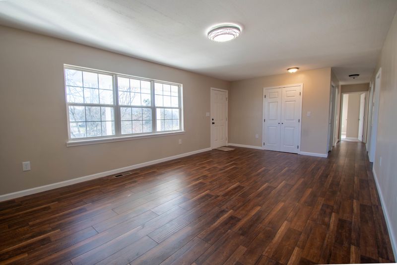 170 Cox Rd, Maynardville, TN 37807