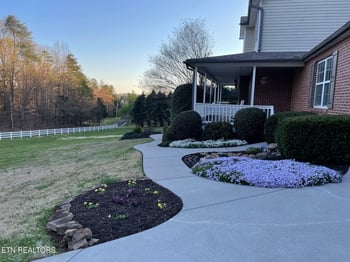 170 Cross Creek Private Ln, Lenoir City, TN 37771