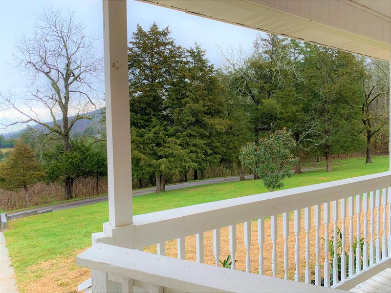 170 Joy Ln, Clinton, TN 37716