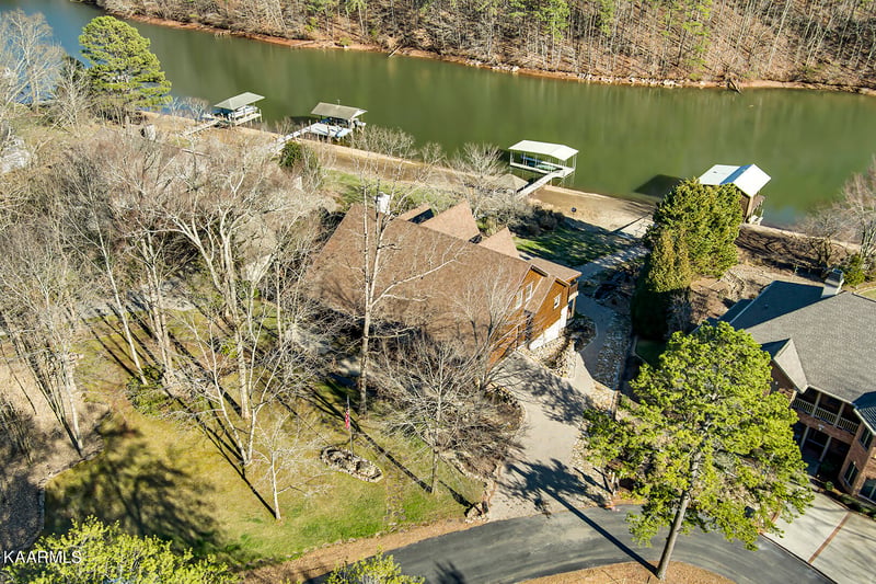 170 Noya Point, Loudon, TN 37774