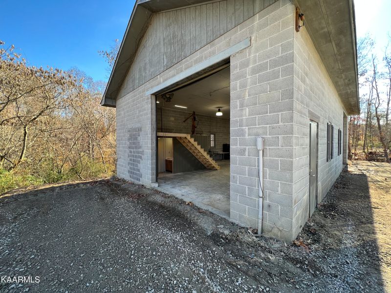 170 Peak Ln, Clinton, TN 37716