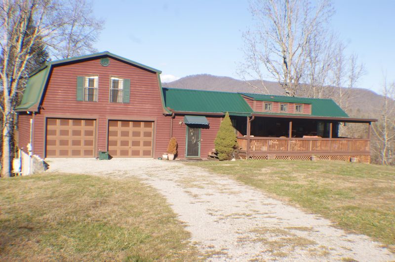 170 Shelton Rd, Oakdale, TN 37829
