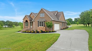 170 Short Bark Ln, Madisonville, TN 37354