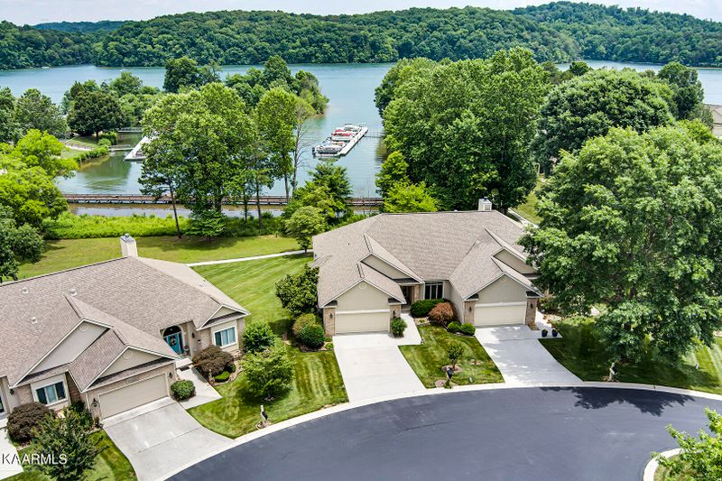 170 Tanasi Lagoon Dr, Loudon, TN 37774