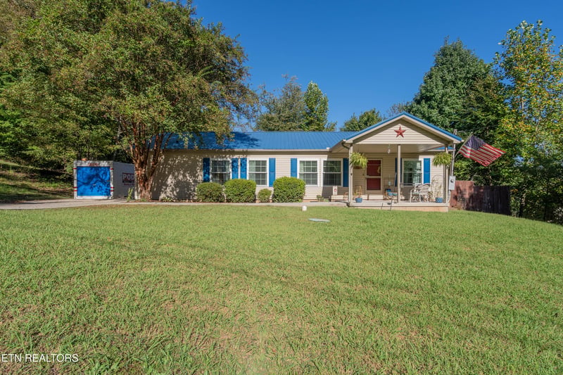 170 Tori Kait Ln, Powell, TN 37849