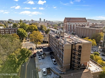 1700 Clinch Ave #208, Knoxville, TN 37916