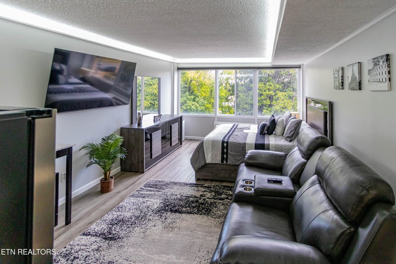 1700 Clinch Ave #410, Knoxville, TN 37916