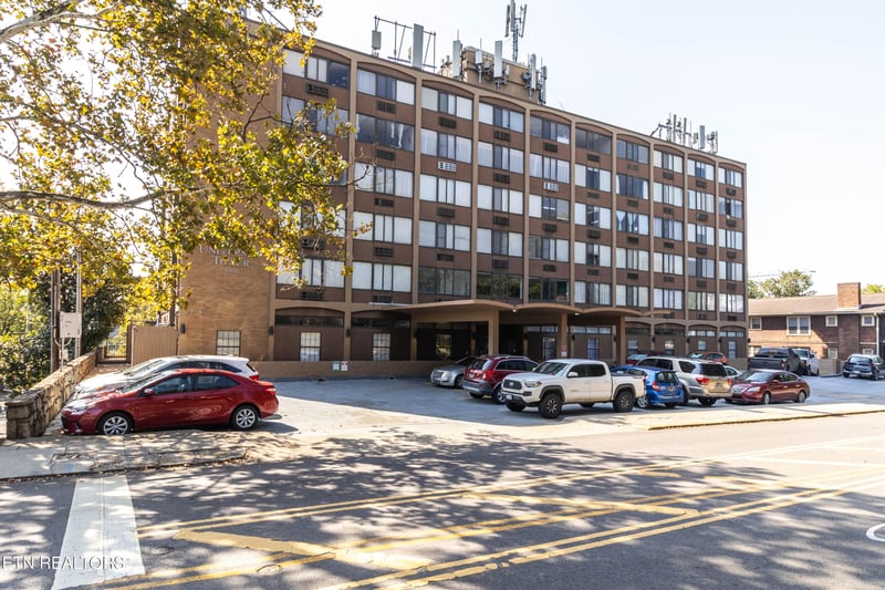 1700 Clinch Ave #502, Knoxville, TN 37916