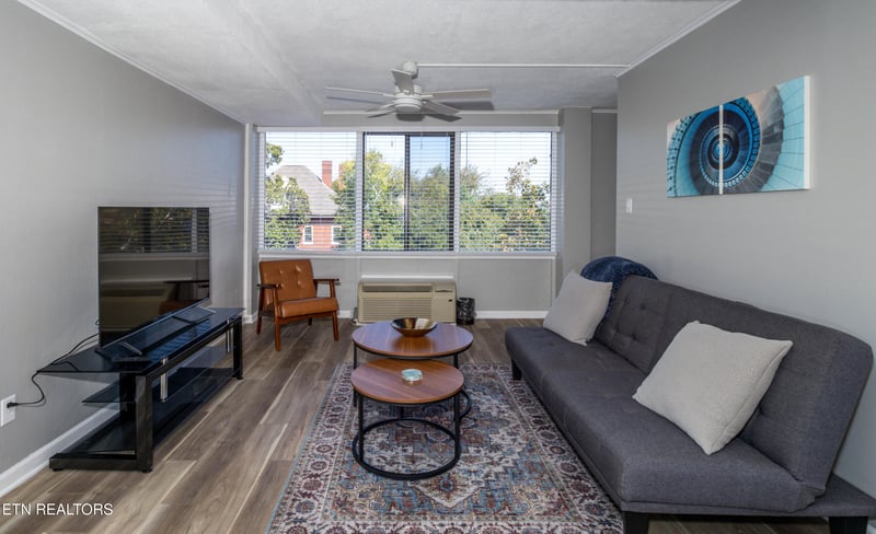 1700 Clinch Ave #502, Knoxville, TN 37916