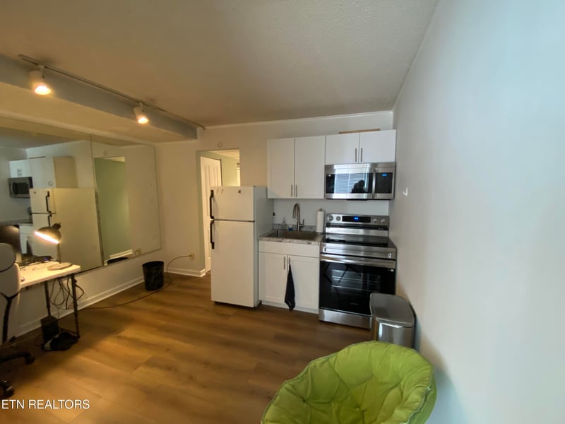 1700 Clinch Ave #503, Knoxville, TN 37916